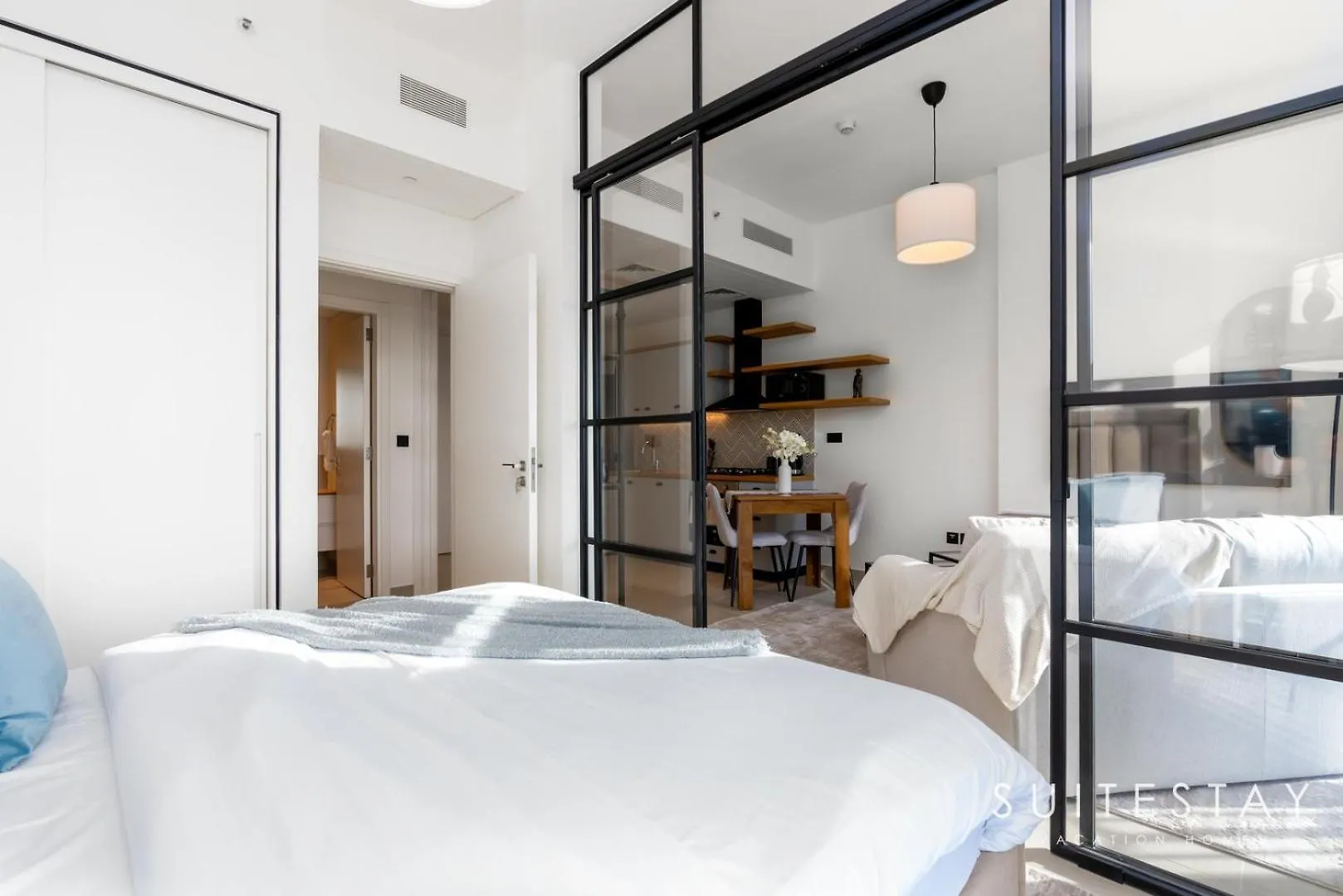 Apartment Chic Bright One Bedroom Suite Dubai